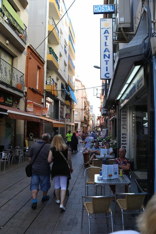 Hostal Atlantic Calella Exterior photo