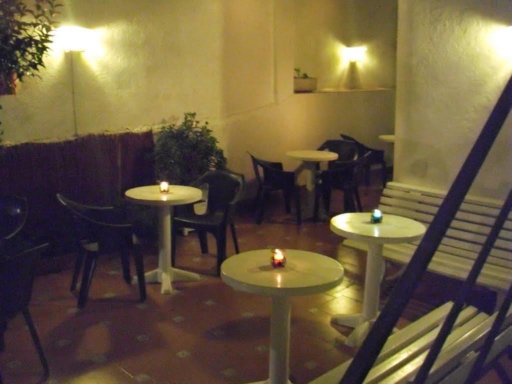 Hostal Atlantic Calella Exterior photo