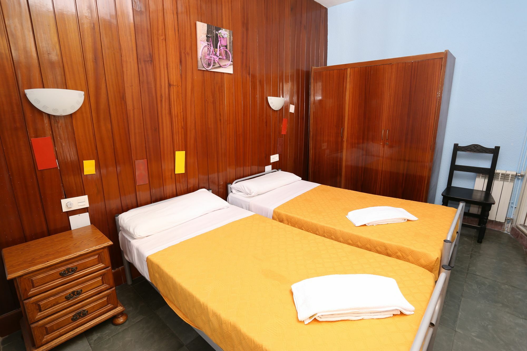 Hostal Atlantic Calella Exterior photo