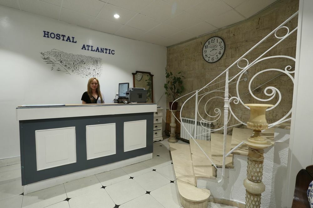 Hostal Atlantic Calella Exterior photo